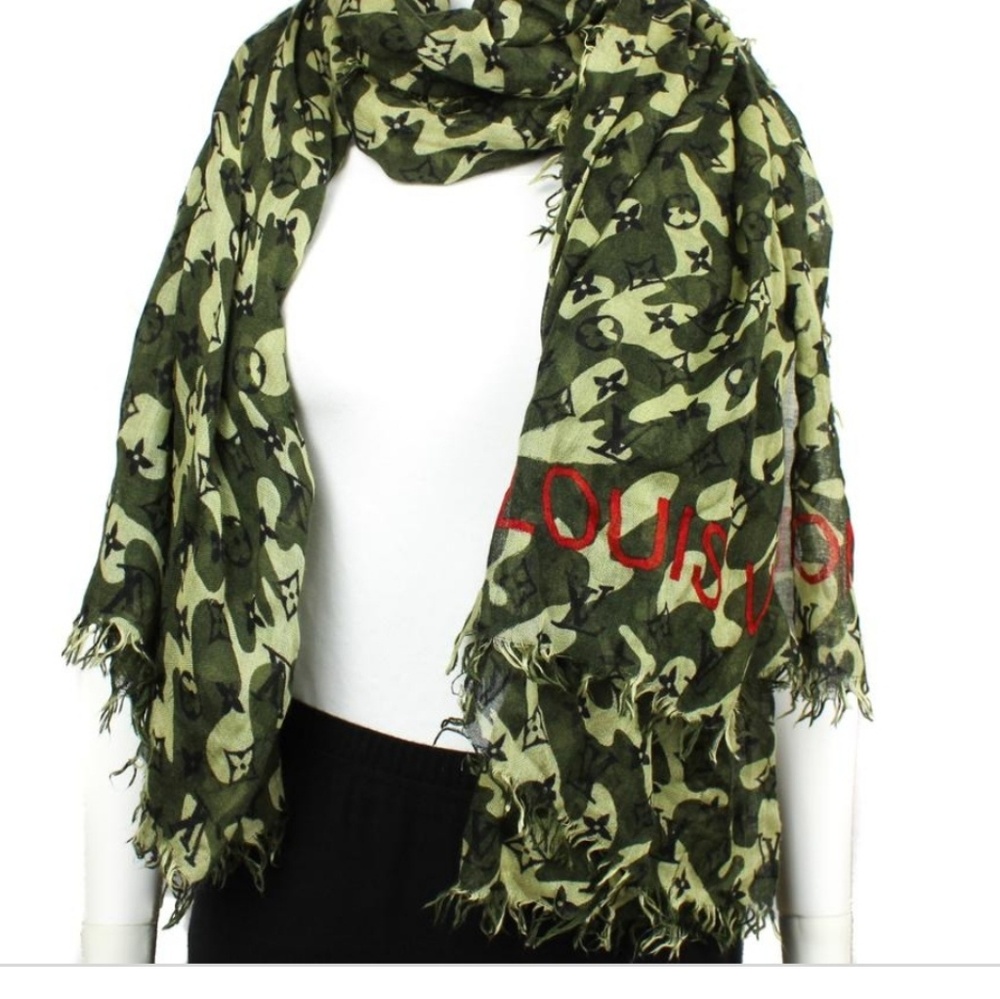 Camo Louis Vuitton scarf